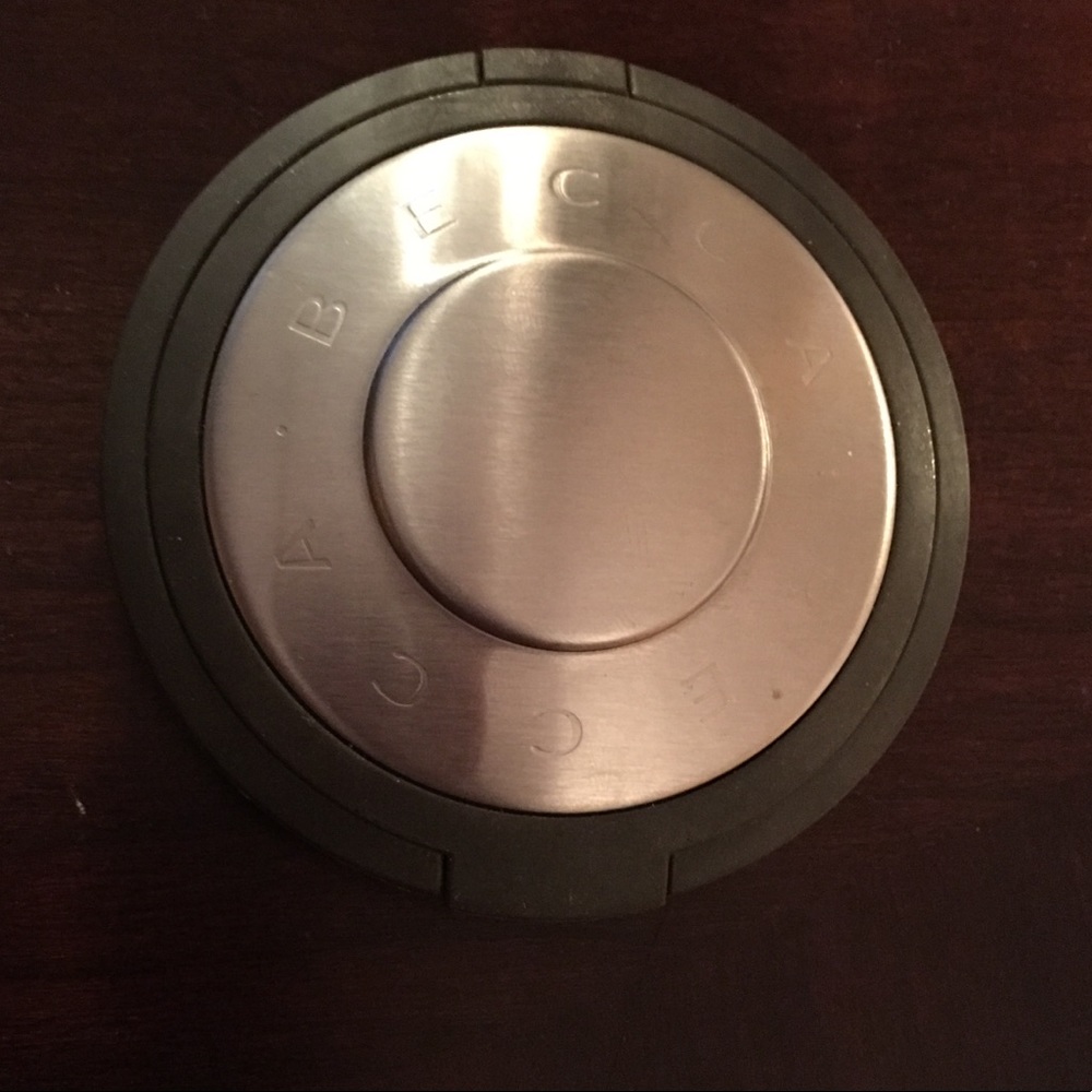 Becca face powder tobacco
